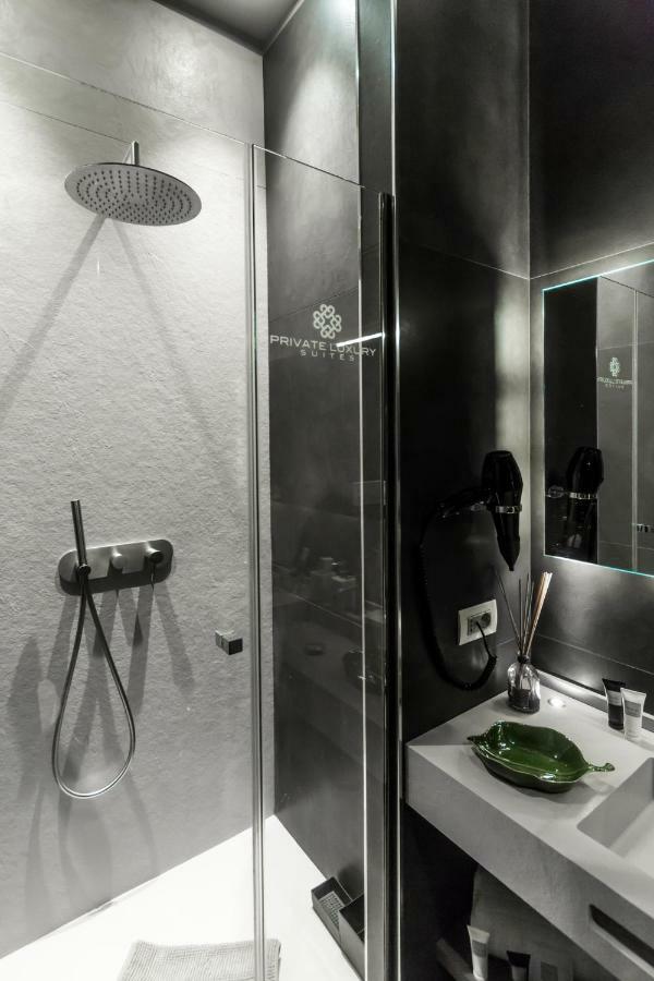 Private Luxury Suites Roma Esterno foto
